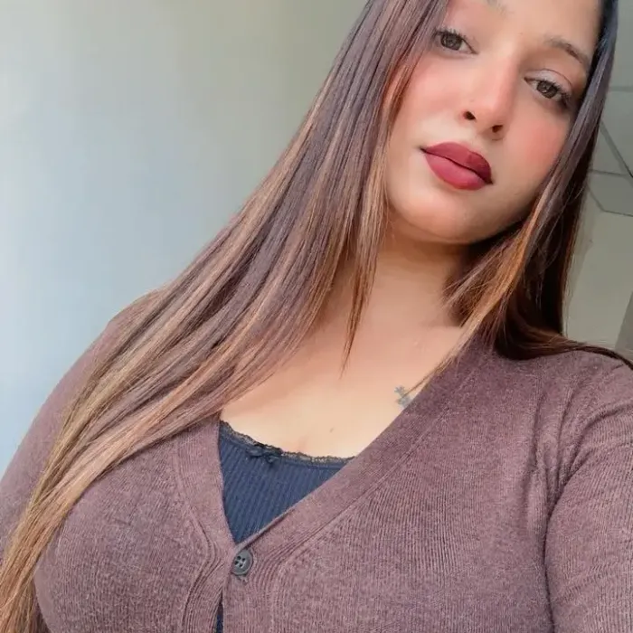 Eesha Patel, escort gallery photo in Bandra