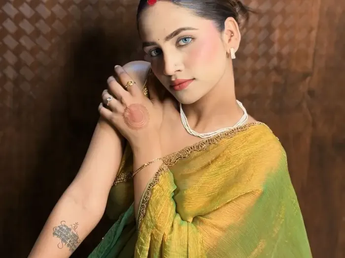 Anaya Menon, escort model in Powai