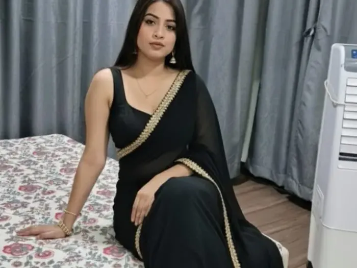 Diya Chopra portrait 1