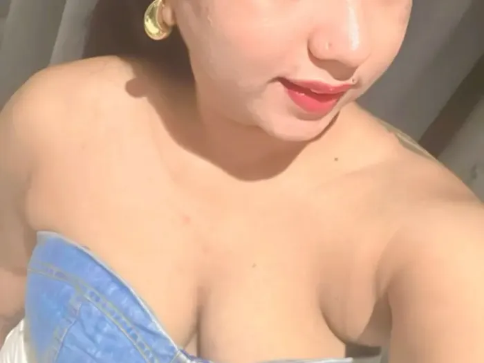 Kiara Chopra portrait 1